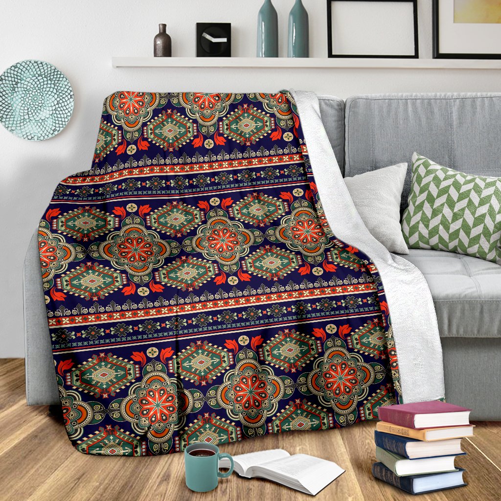 Ethnic Geometric Print Pattern Fleece Blanket