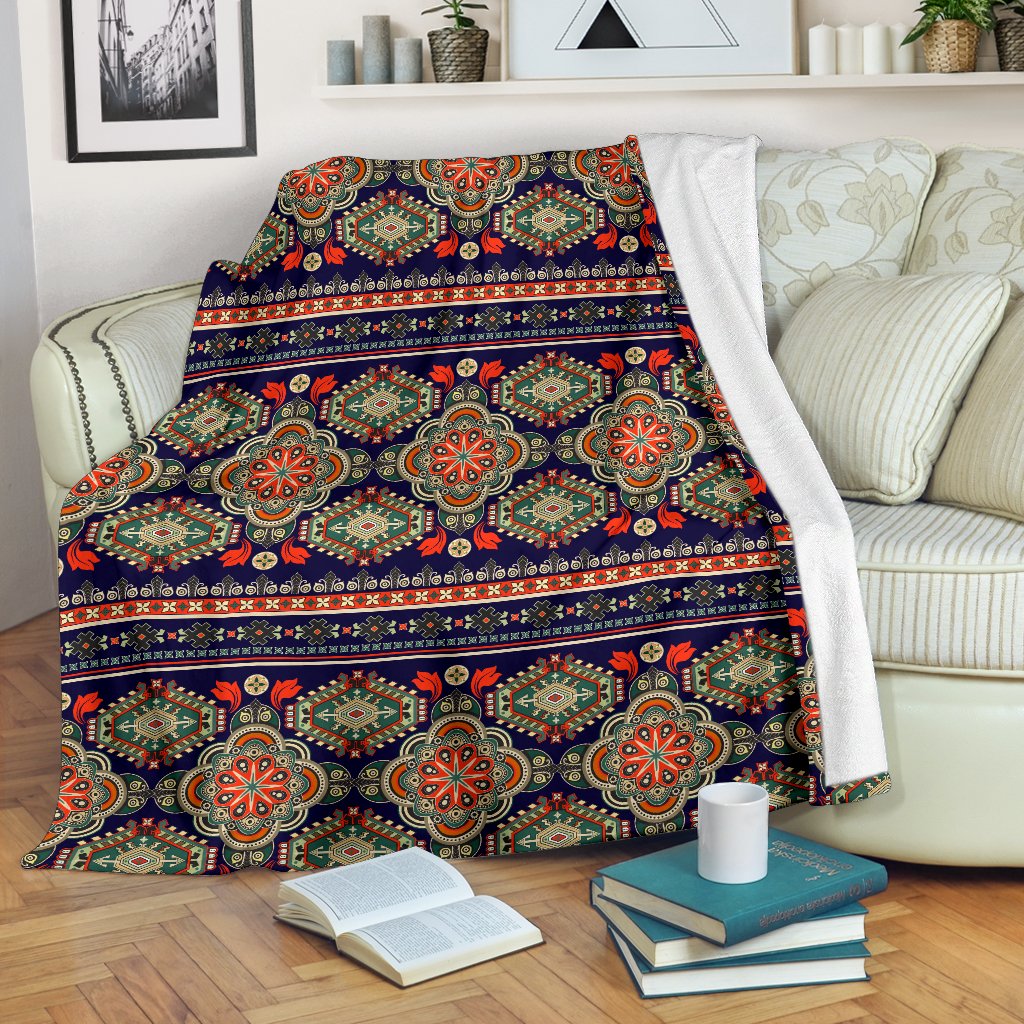Ethnic Geometric Print Pattern Fleece Blanket