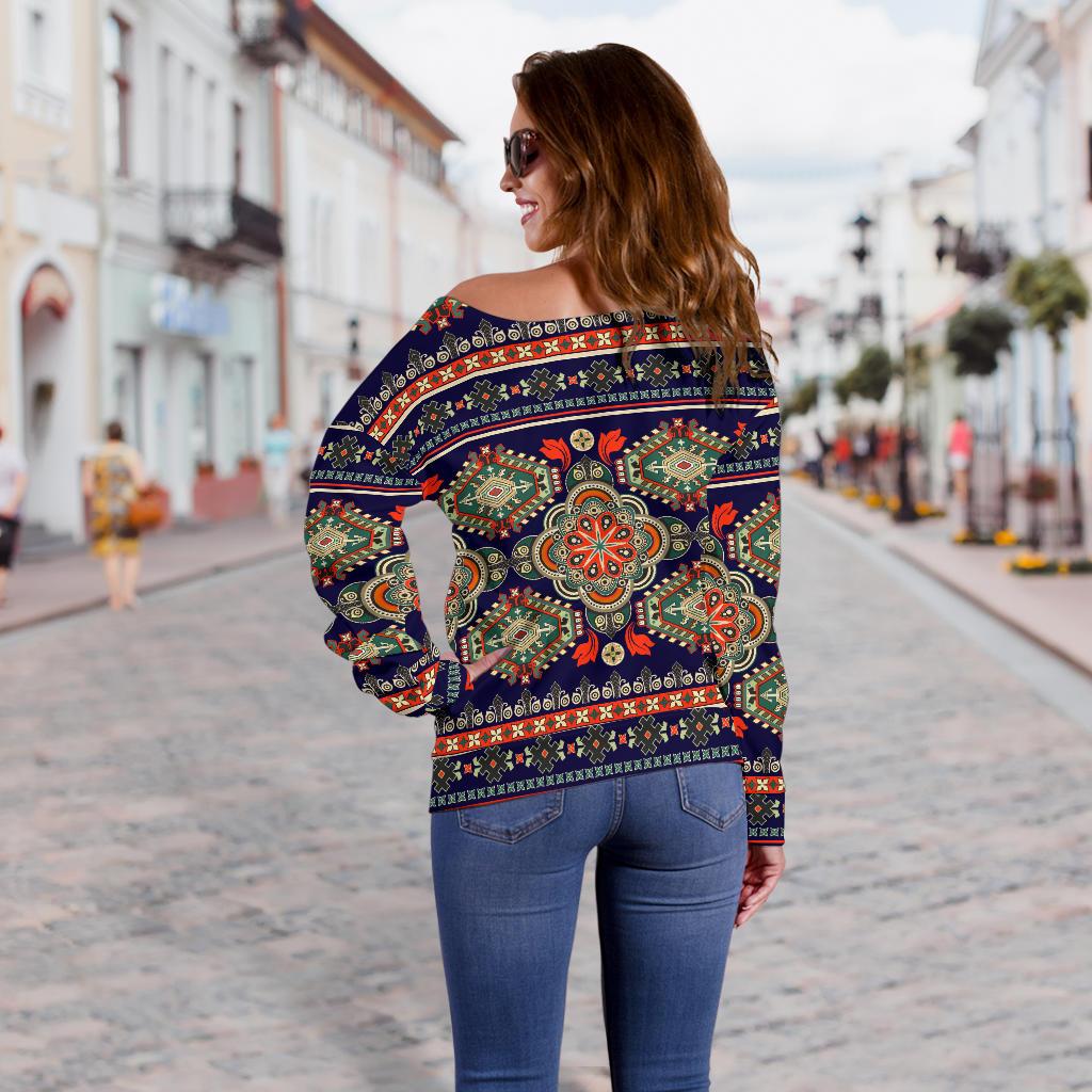 Ethnic Geometric Print Pattern Off Shoulder Sweatshirt