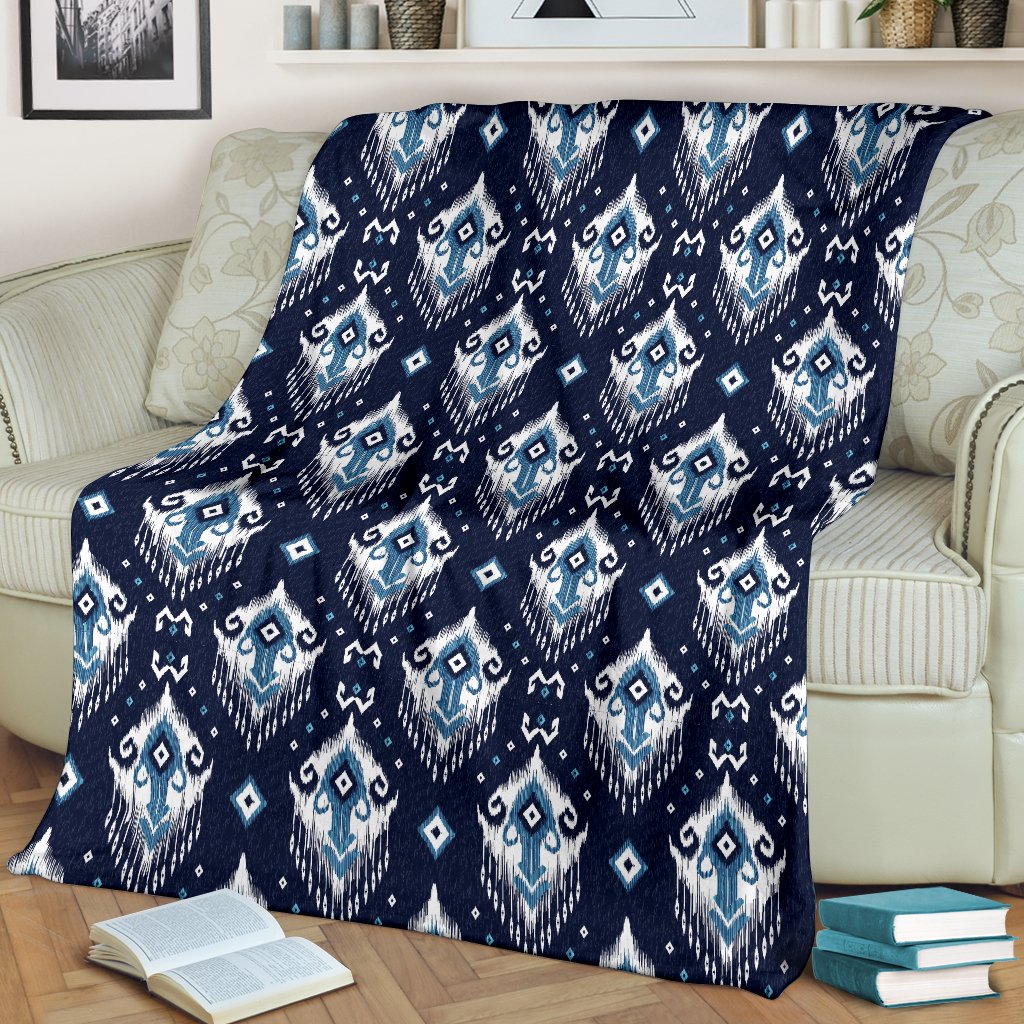 Ethnic Ornament Print Pattern Fleece Blanket