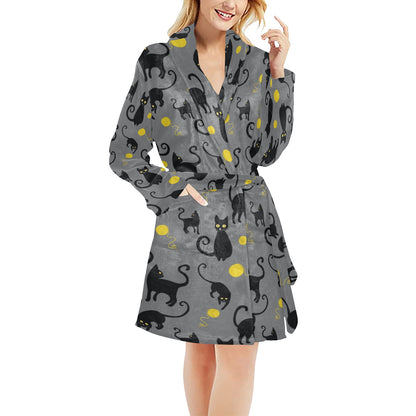 Black Cat Yellow Yarn Print Pattern Women's Fleece Robe