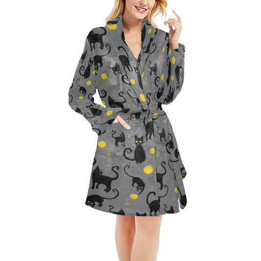 Black Cat Yellow Yarn Print Pattern Women's Fleece Robe