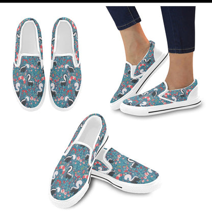 Skunk Print Design LKS302 White Slip Ons Canvas Women's Shoes