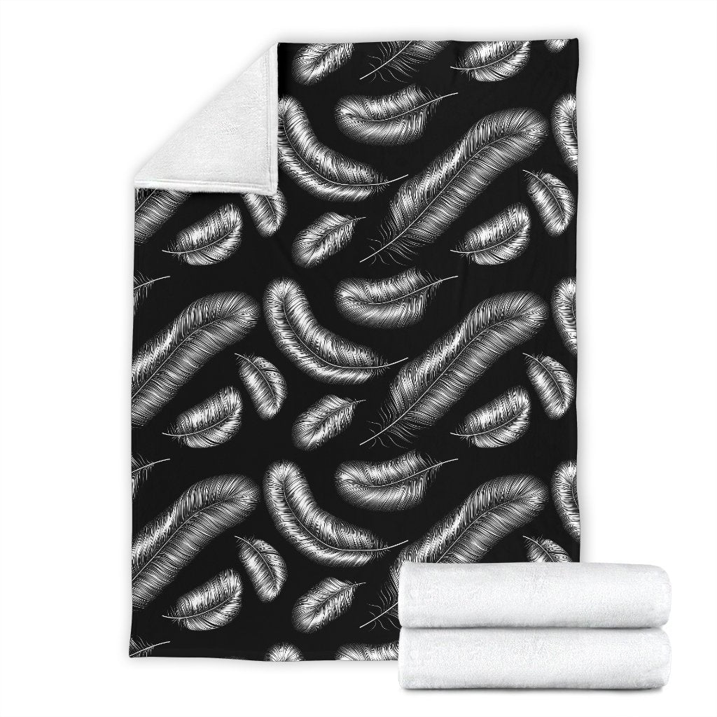 Feather Black White Design Print Fleece Blanket