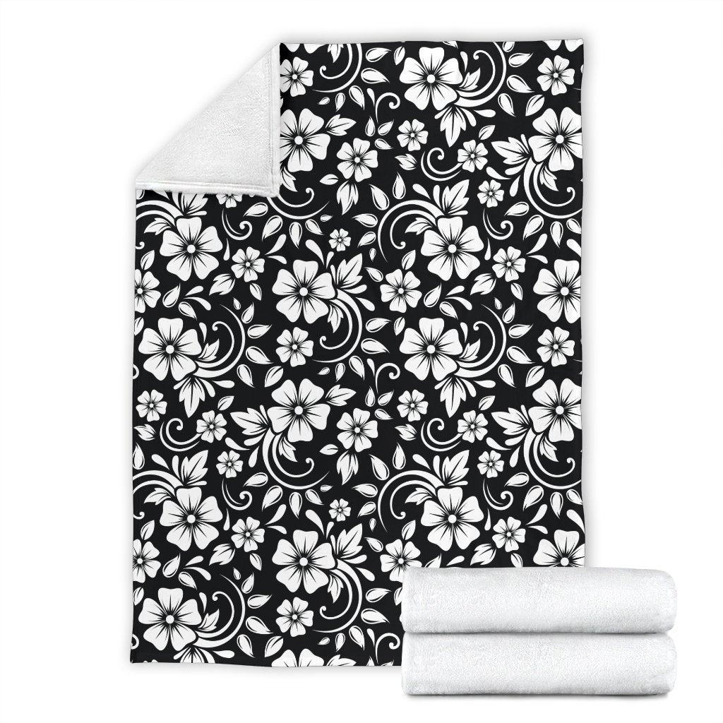 Floral Black White Themed Print Fleece Blanket