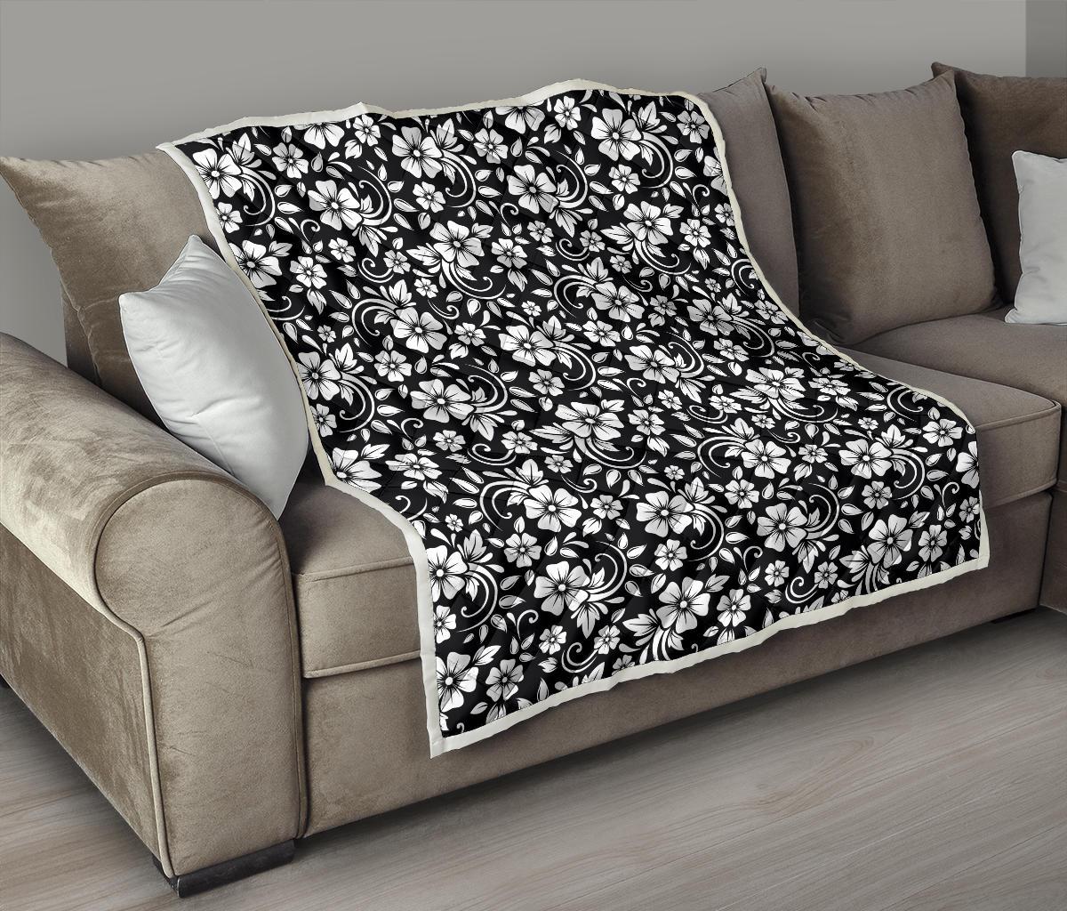 Floral Black White Themed Print Premium Quilt-JTAMIGO.COM