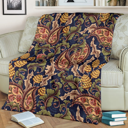 Floral Vintage Classic Print Fleece Blanket