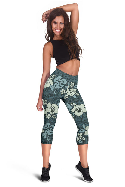 Flower Hawaiian Hibiscus Style Print Pattern Women Capris