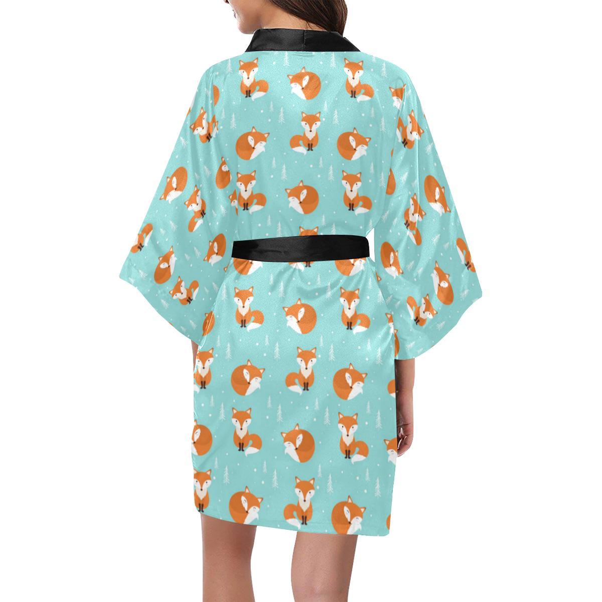 Fox Design Snow Print Pattern Women Short Kimono Robe