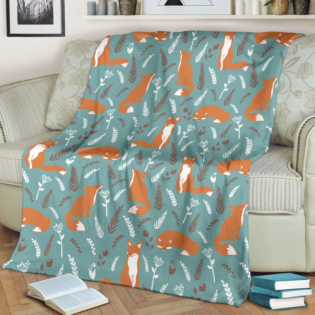 Fox Forest Print Pattern Fleece Blanket