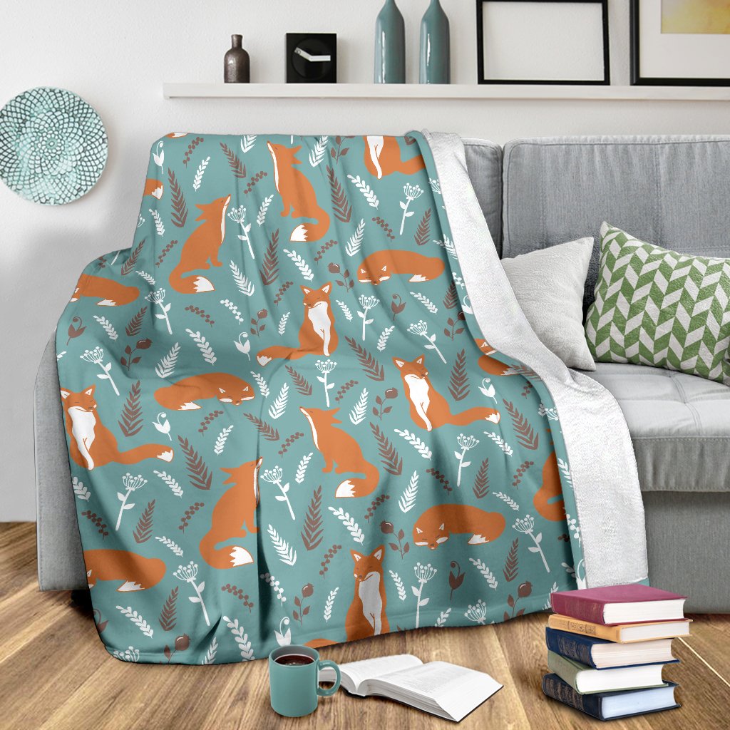 Fox Forest Print Pattern Fleece Blanket