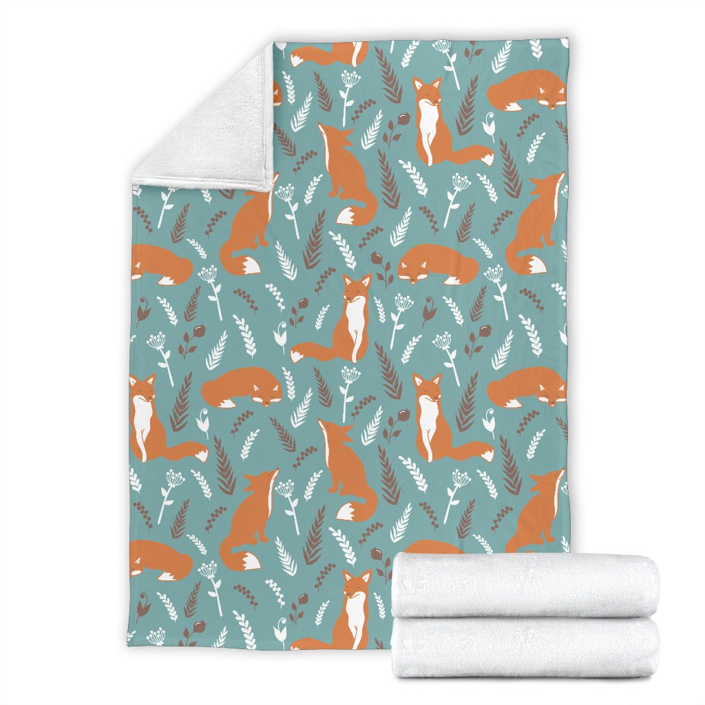 Fox Forest Print Pattern Fleece Blanket