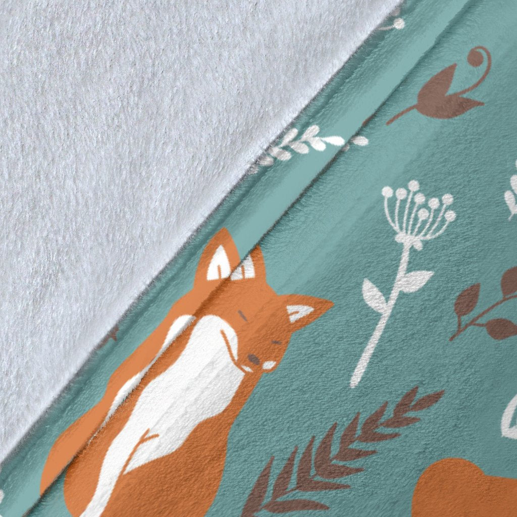 Fox Forest Print Pattern Fleece Blanket