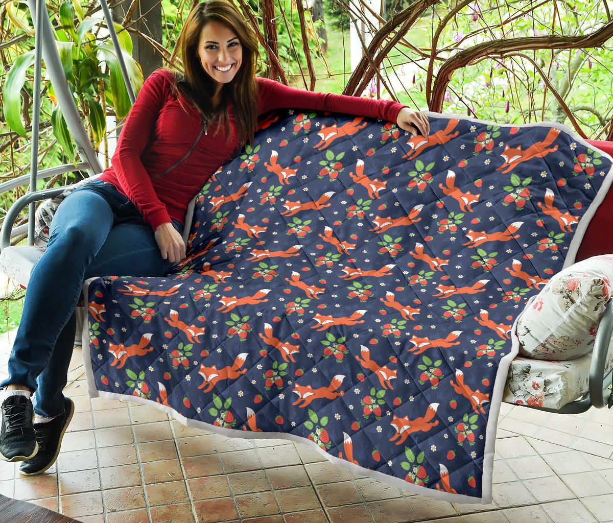 Fox Strawberry Print Pattern Premium Quilt-JTAMIGO.COM