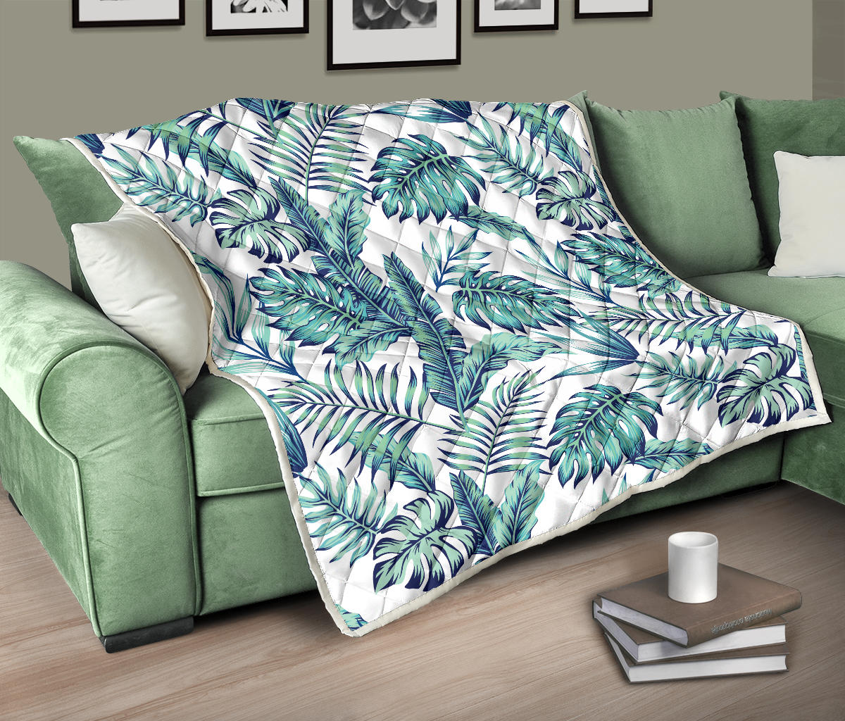 Pattern Tropical Palm Leaves Quilt Bedspread