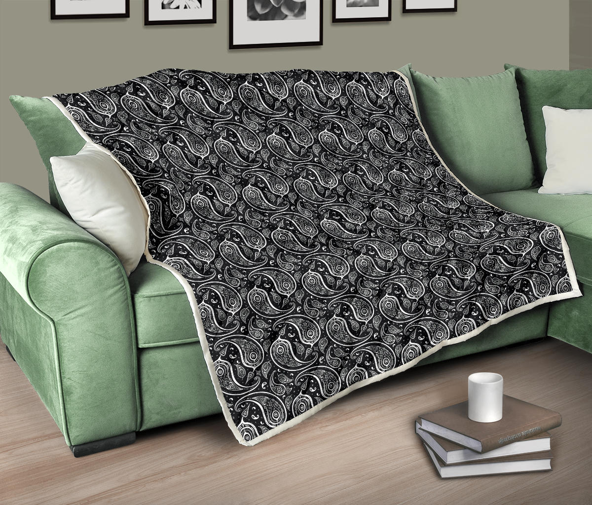 Paisley Black Design Print Quilt Bedspread