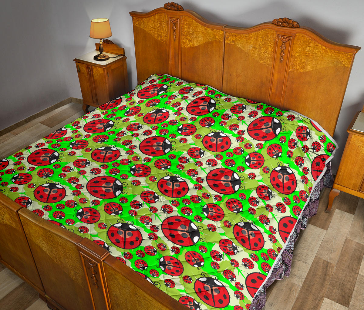 Ladybug with Leaf Print Pattern Quilt Bedspread