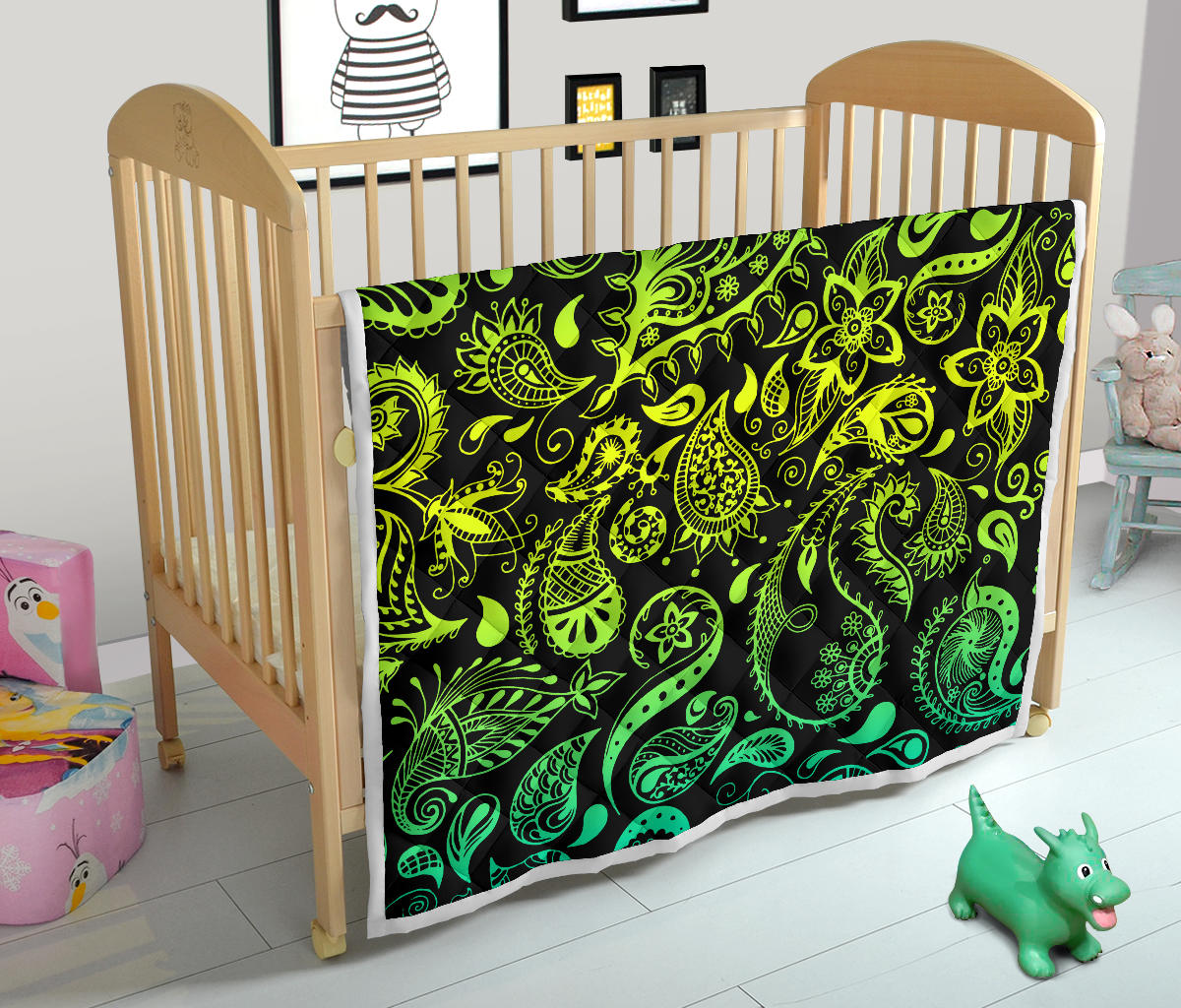 Paisley Green Design Print Quilt Bedspread
