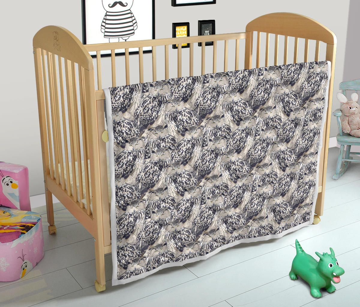 Owl Realistic Themed Design Print Quilt Bedspread