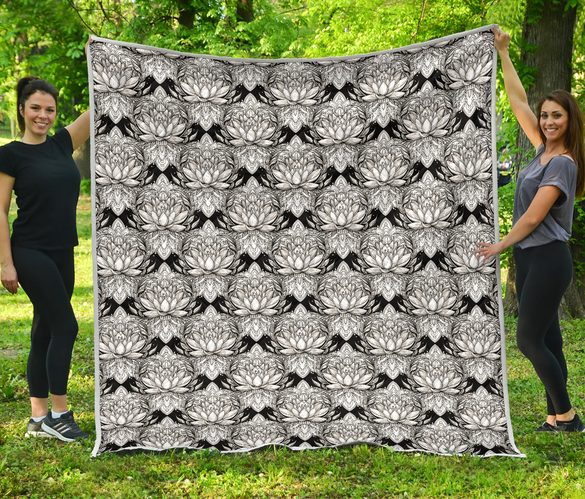 Lotus Mandala Print Pattern Quilt Bedspread