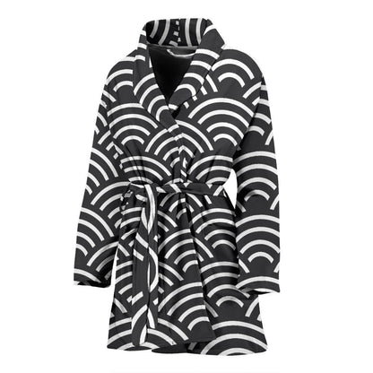 Scales Black White Pattern Print Design 03 Women Bathrobe