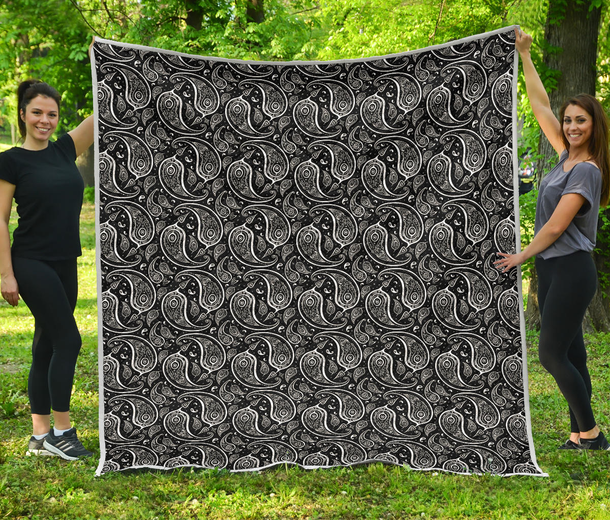 Paisley Black Design Print Quilt Bedspread