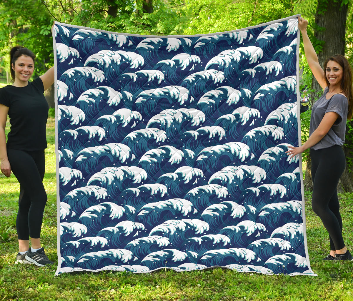 Ocean Wave Pattern Print Quilt Bedspread