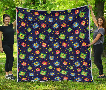 Owl with Star Themed Design Print Quilt Bedspread