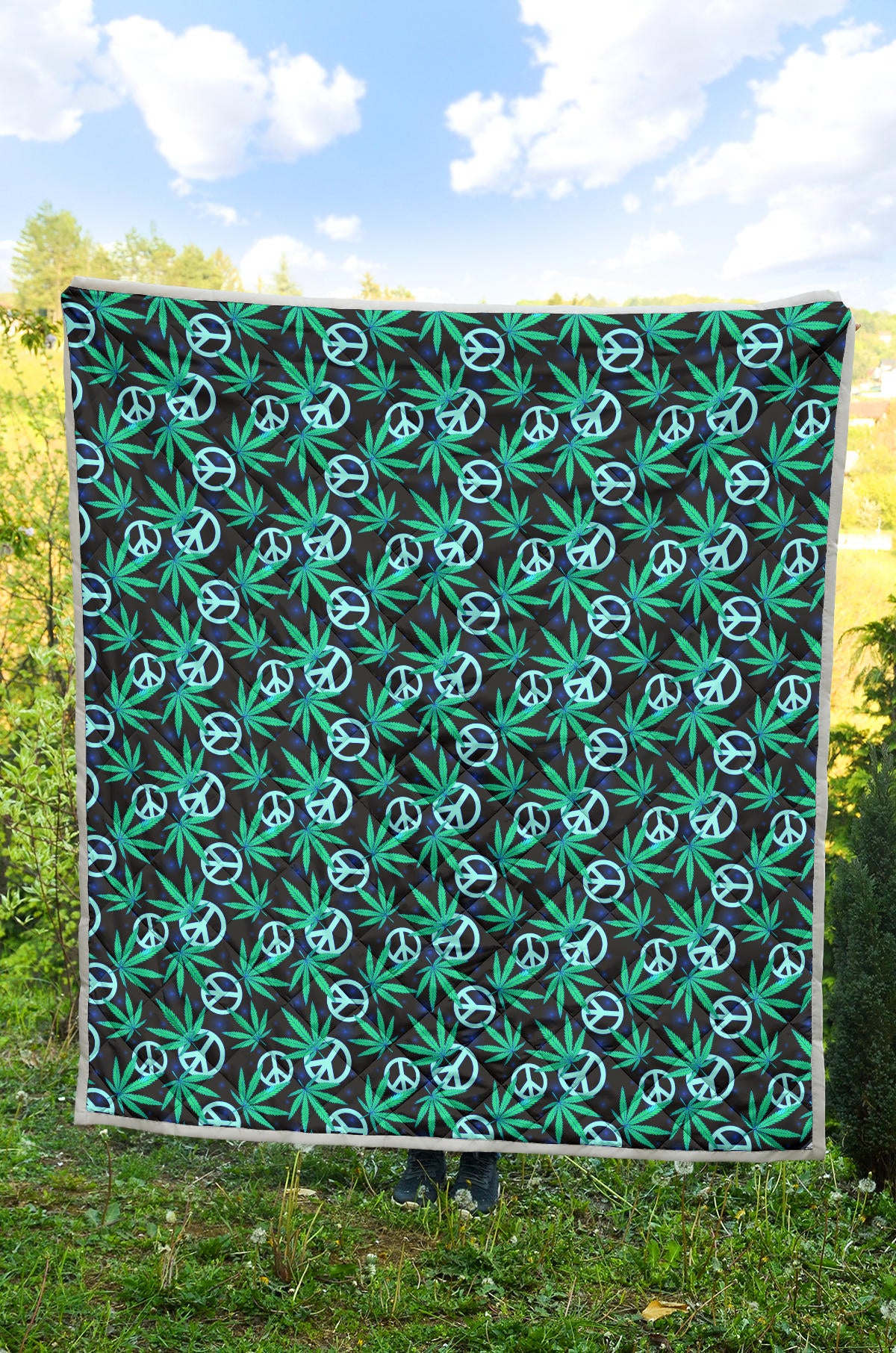 Peace Sign Themed Design Print Quilt Bedspread