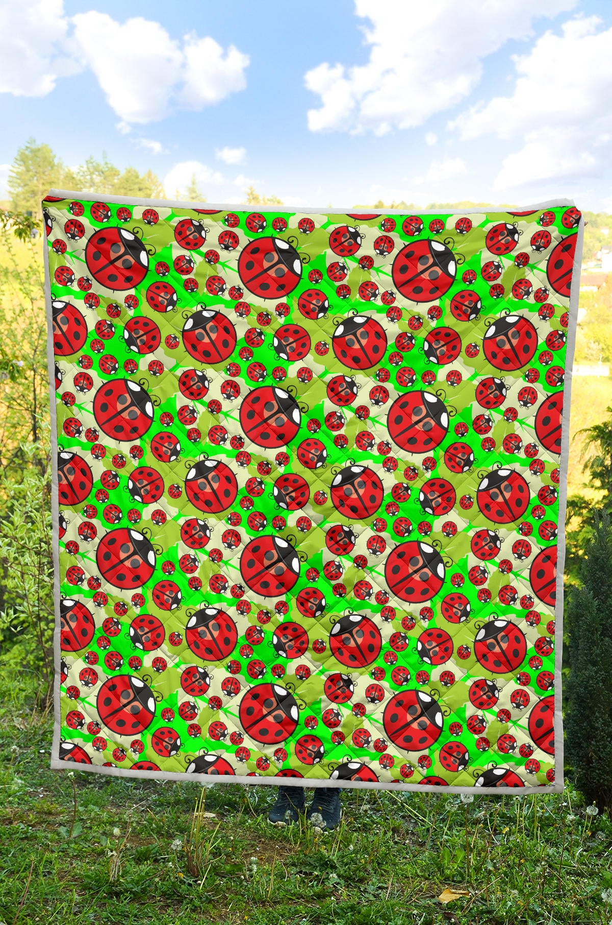Ladybug with Leaf Print Pattern Quilt Bedspread