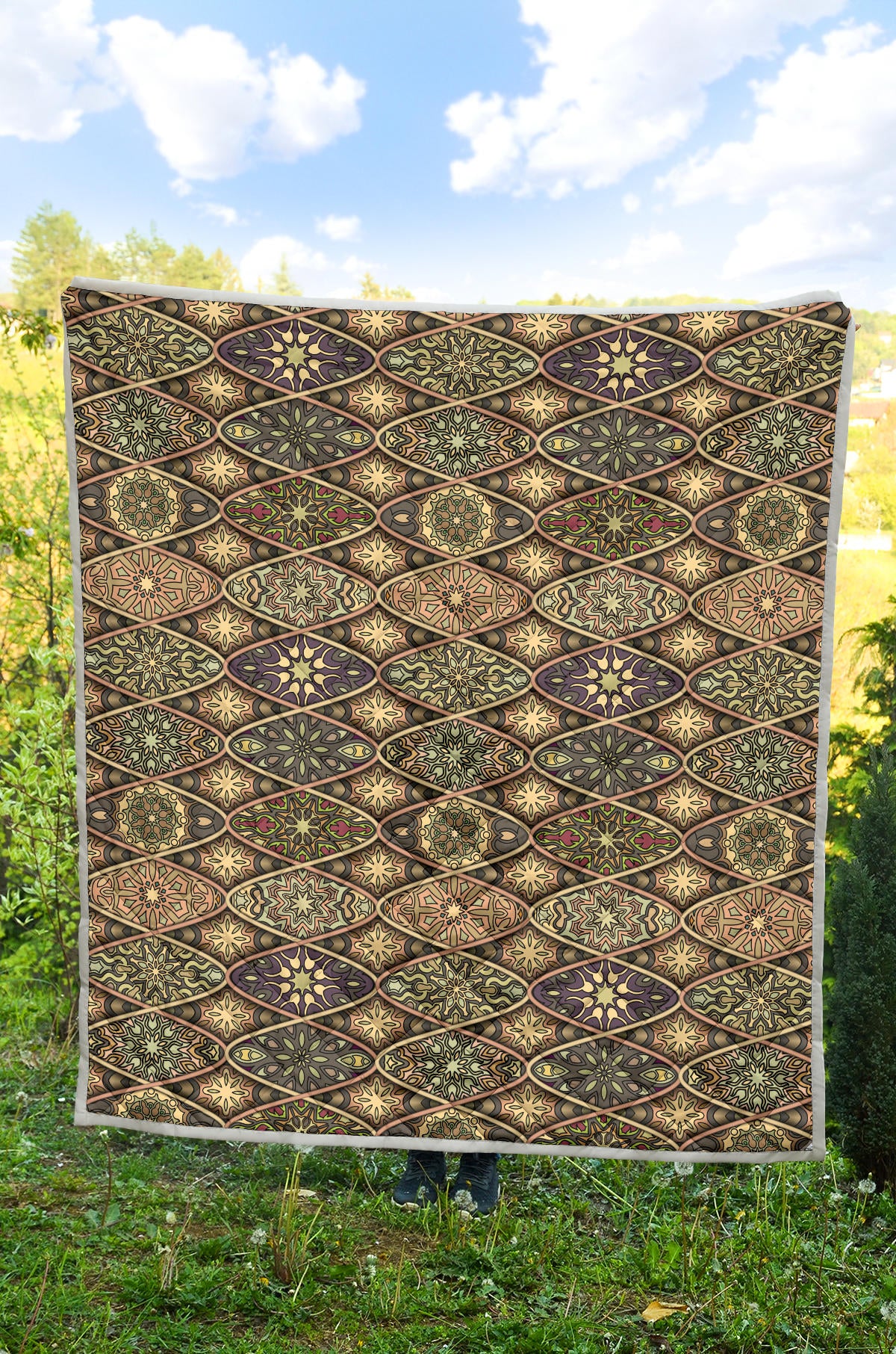 Mandala Motif Themed Design Print Quilt Bedspread