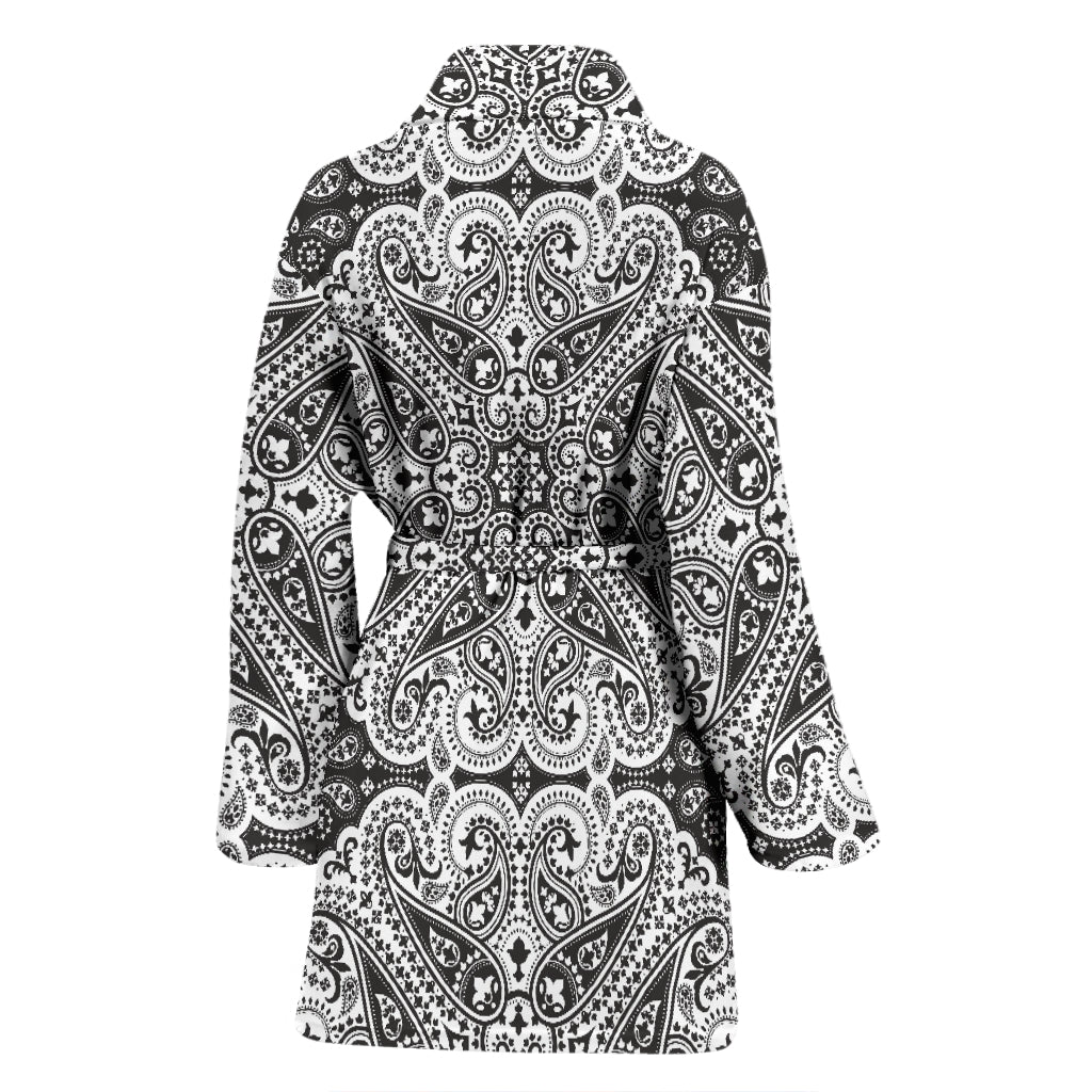 Bandana Print Design LKS309 Women Bathrobe
