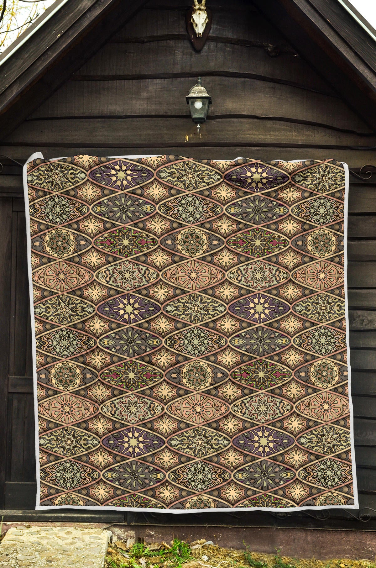 Mandala Motif Themed Design Print Quilt Bedspread