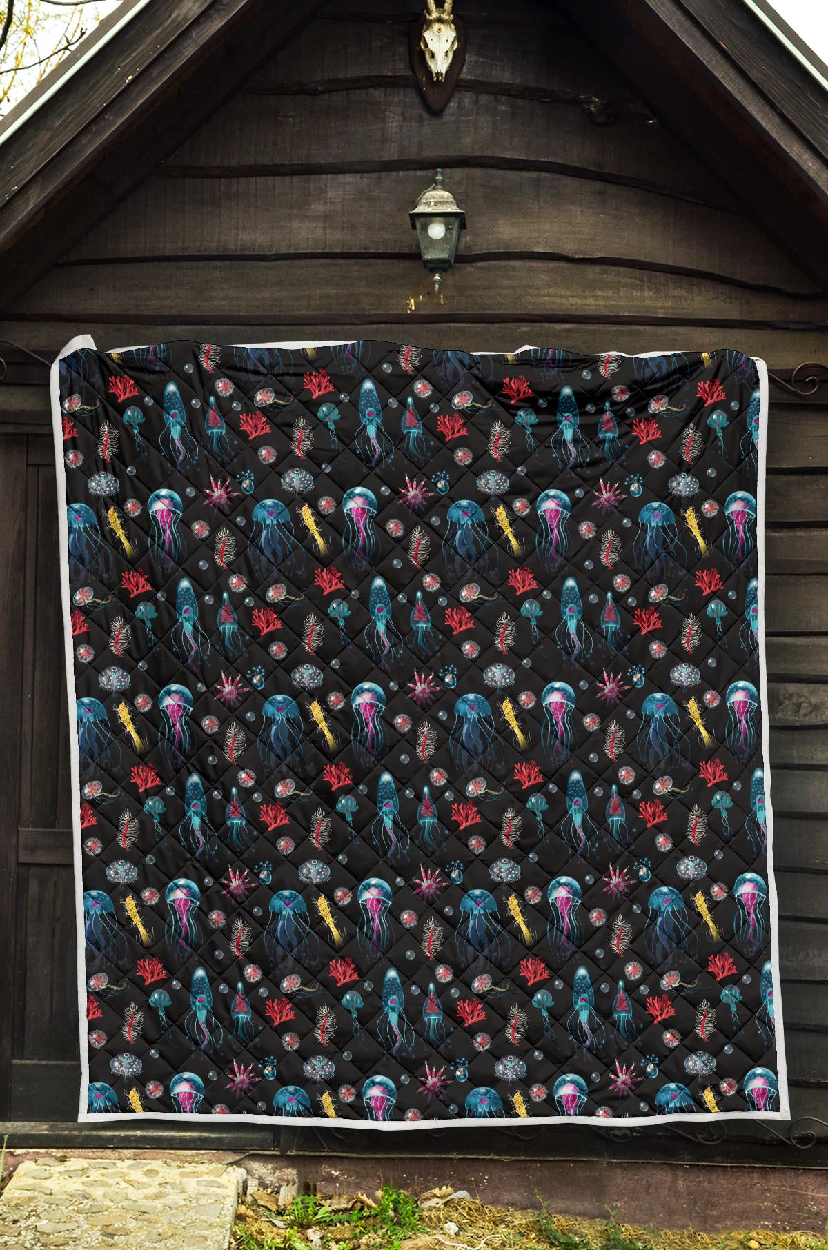 Jellyfish Underwater Print Quilt Bedspread
