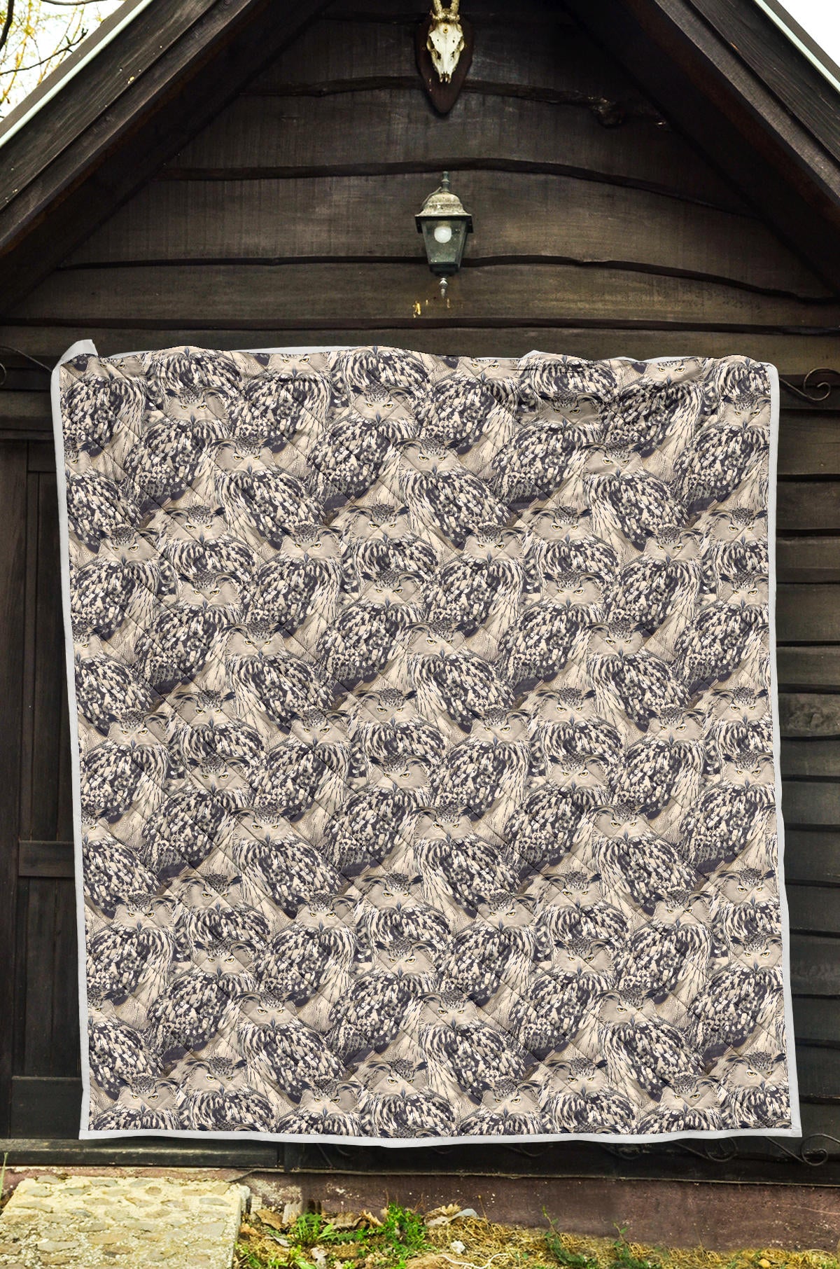 Owl Realistic Themed Design Print Quilt Bedspread