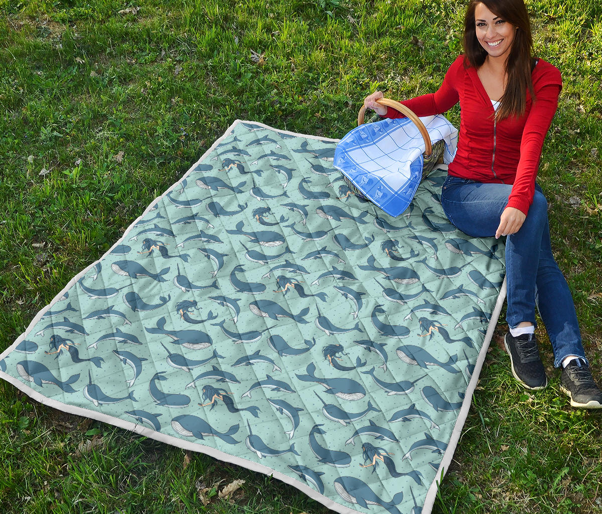 Narwhal Themed Print Quilt Bedspread