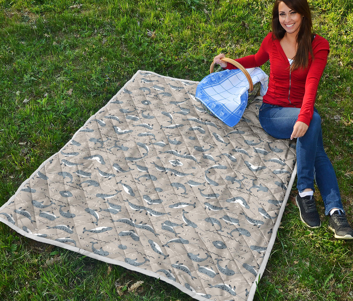Narwhal Pattern Print Quilt Bedspread