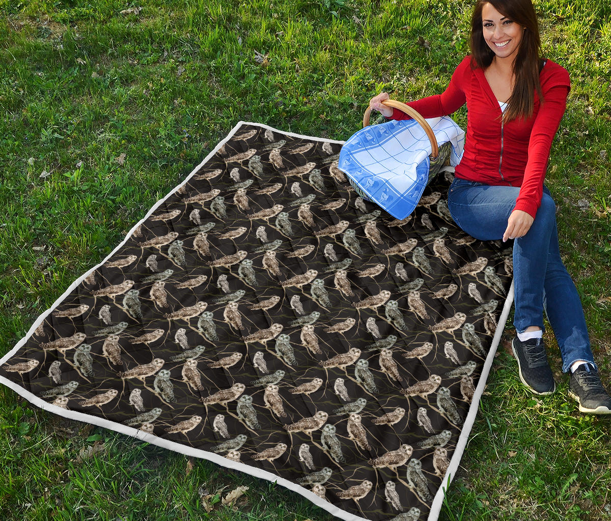 Owl Branch Themed Design Print Quilt Bedspread