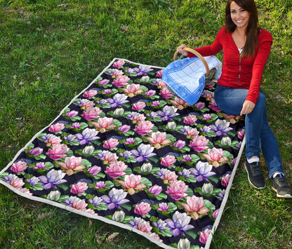 Lotus Flower Print Design Quilt Bedspread