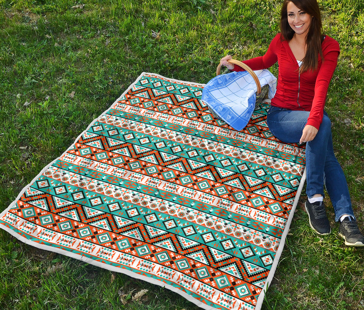 Navajo Style Print Pattern Quilt Bedspread