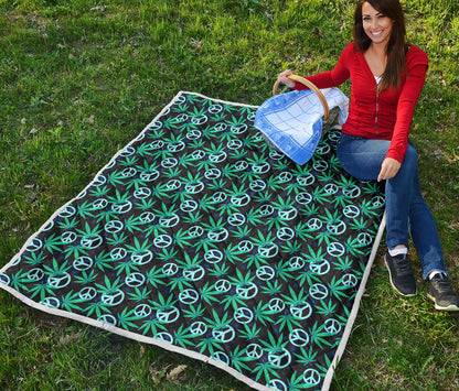 Peace Sign Themed Design Print Quilt Bedspread