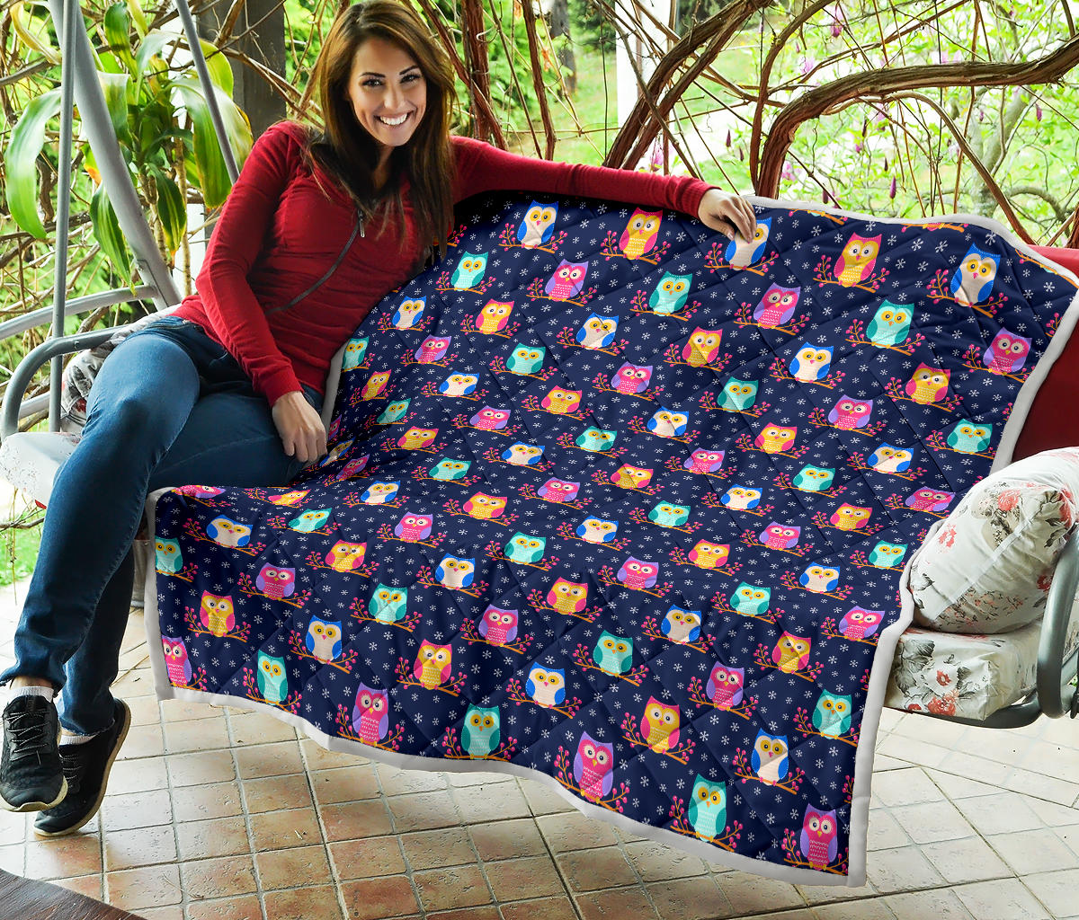 Owl Cute Themed Design Print Quilt Bedspread