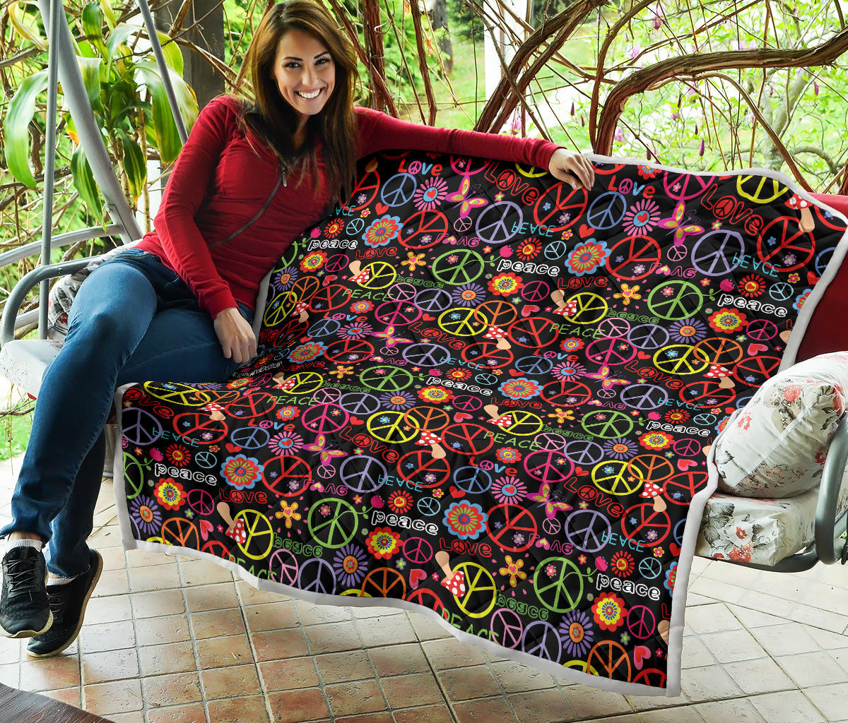 Peace Sign Colorful Design Print Quilt Bedspread