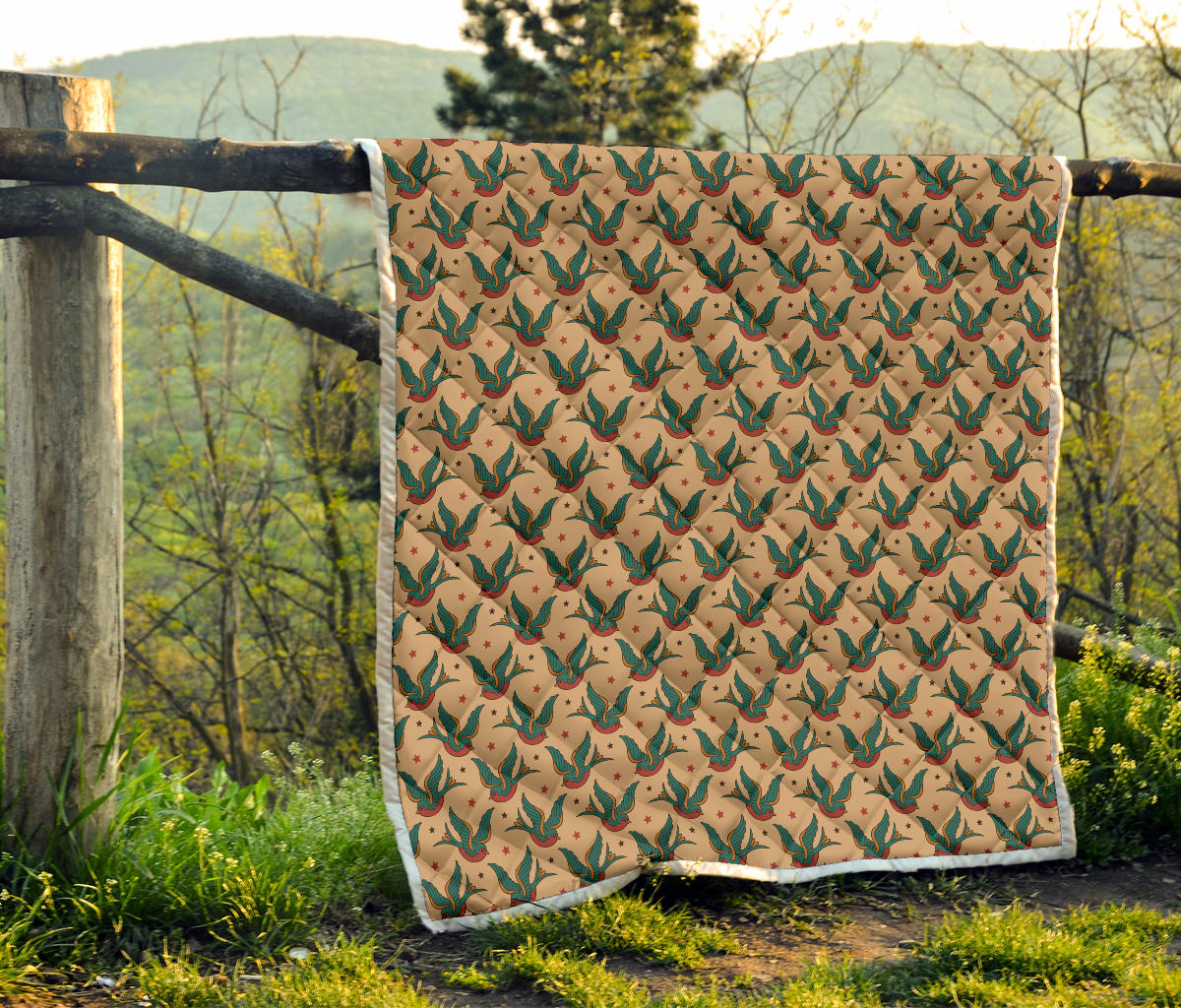 Old School Tattoo Swallow Design Quilt Bedspread