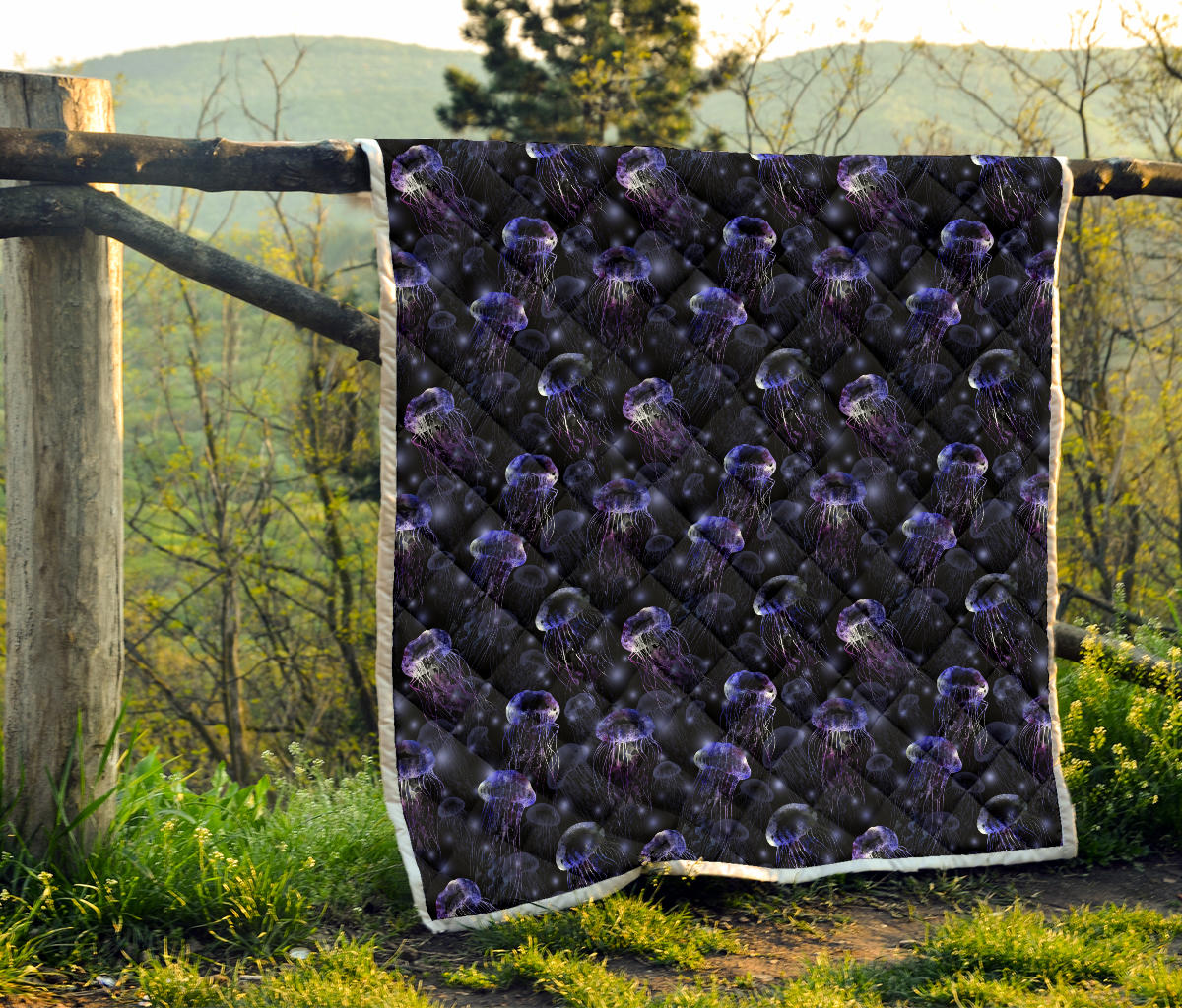 Jellyfish Themed Quilt Bedspread