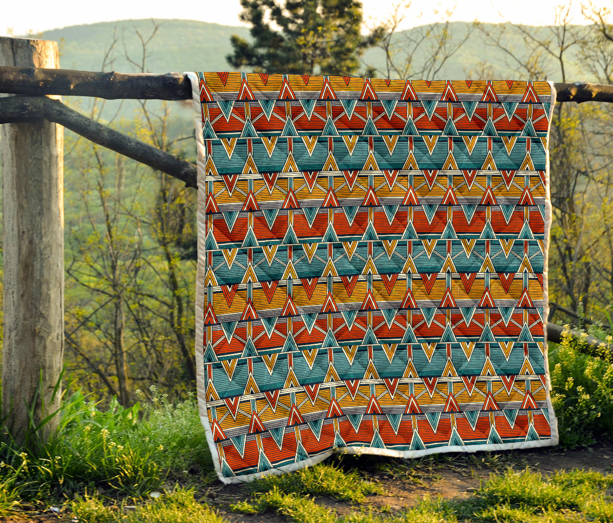 Kente Print African Design Themed Quilt Bedspread