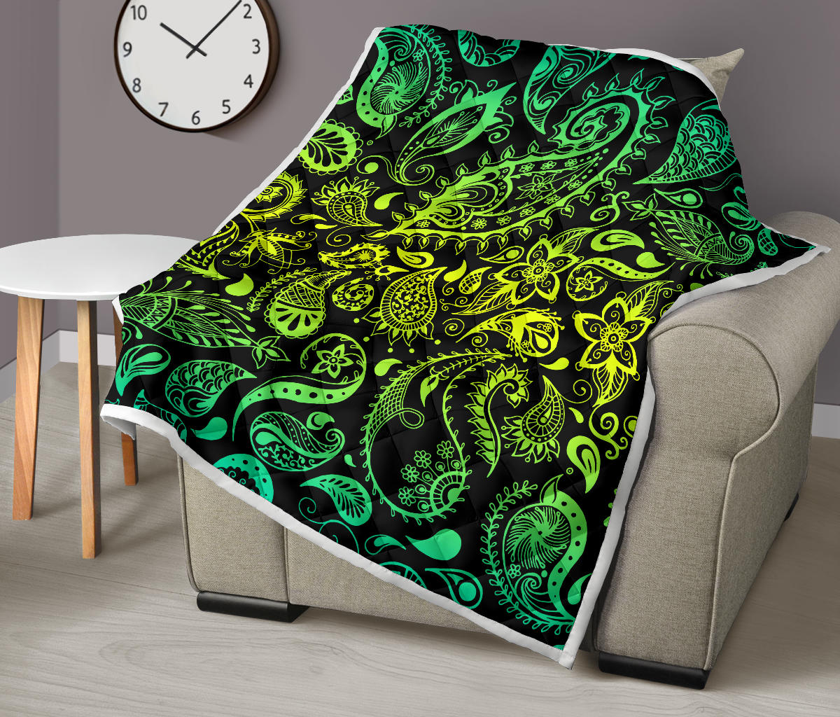 Paisley Green Design Print Quilt Bedspread