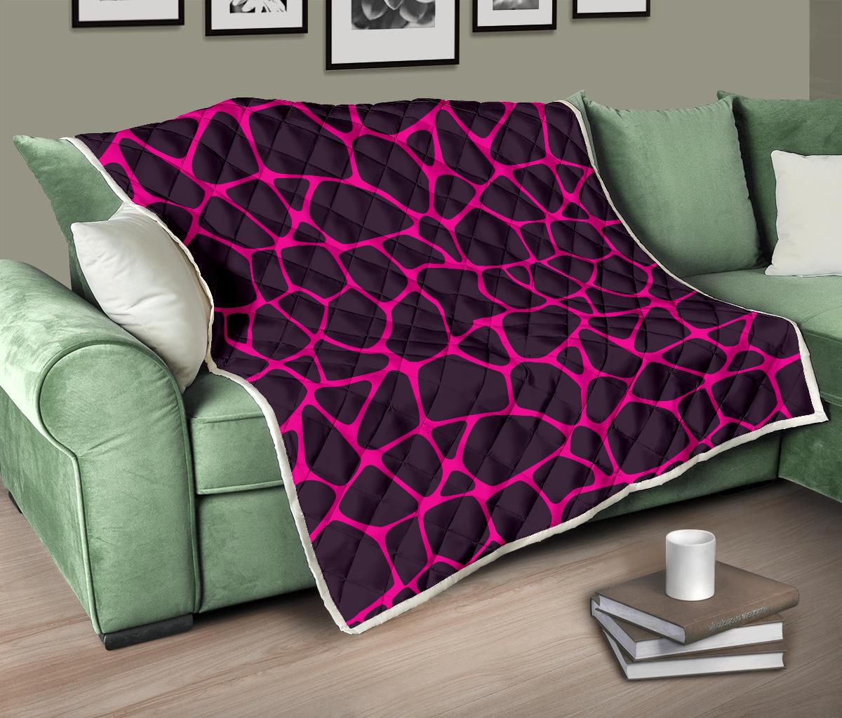 Giraffe Pink Background Texture Print Premium Quilt-JTAMIGO.COM