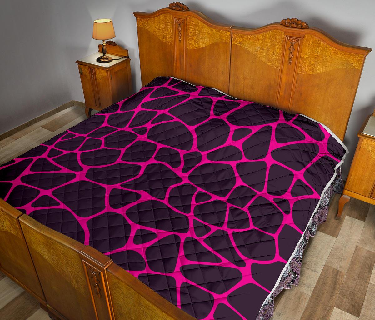 Giraffe Pink Background Texture Print Premium Quilt-JTAMIGO.COM