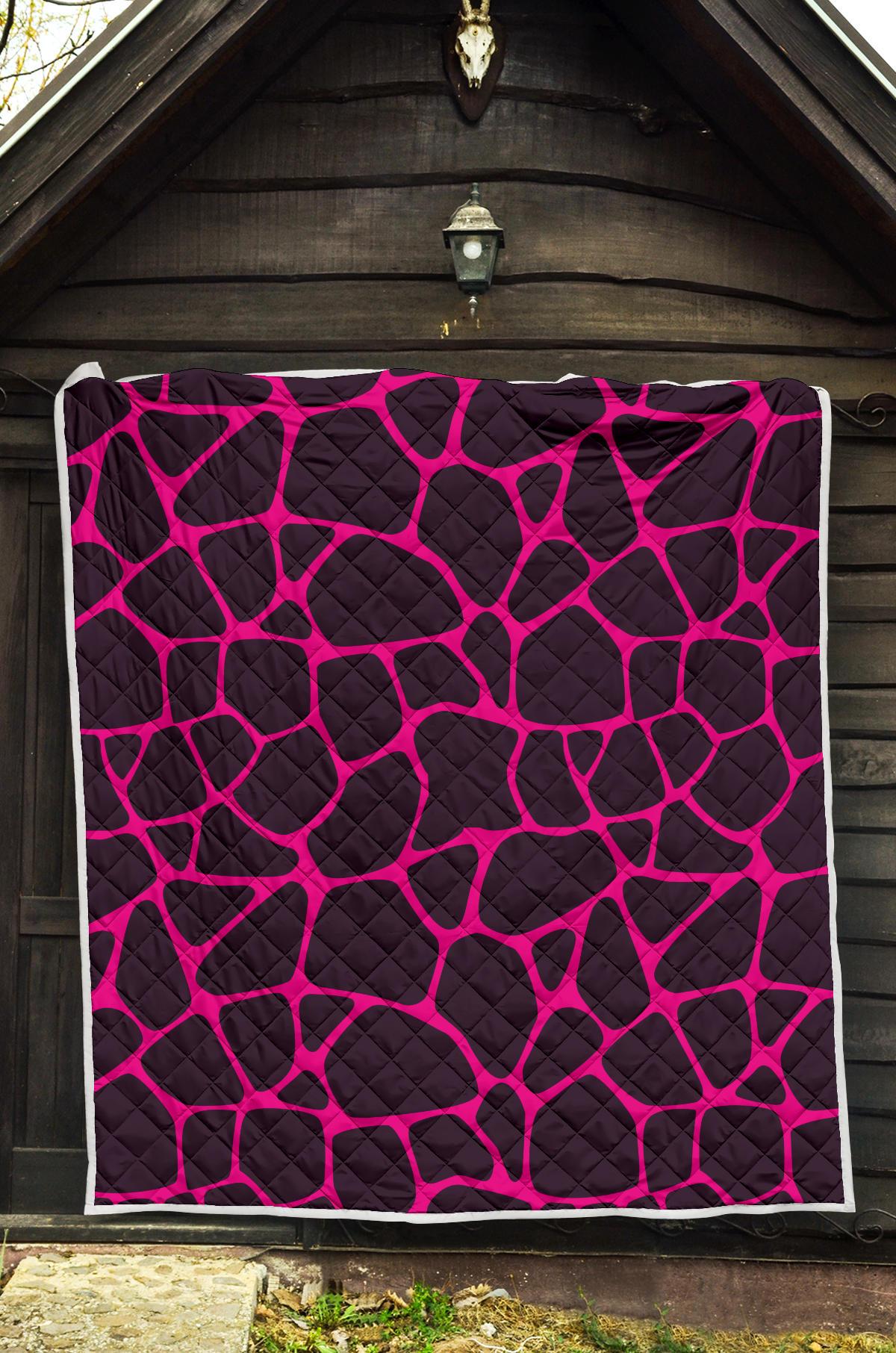 Giraffe Pink Background Texture Print Premium Quilt-JTAMIGO.COM